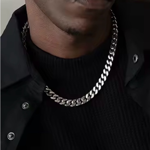 Silver Chain Necklace - Picture 1 of 6